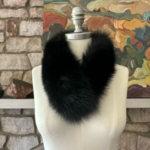 Mink collar. Can also be used as a headband. Black/deep brown